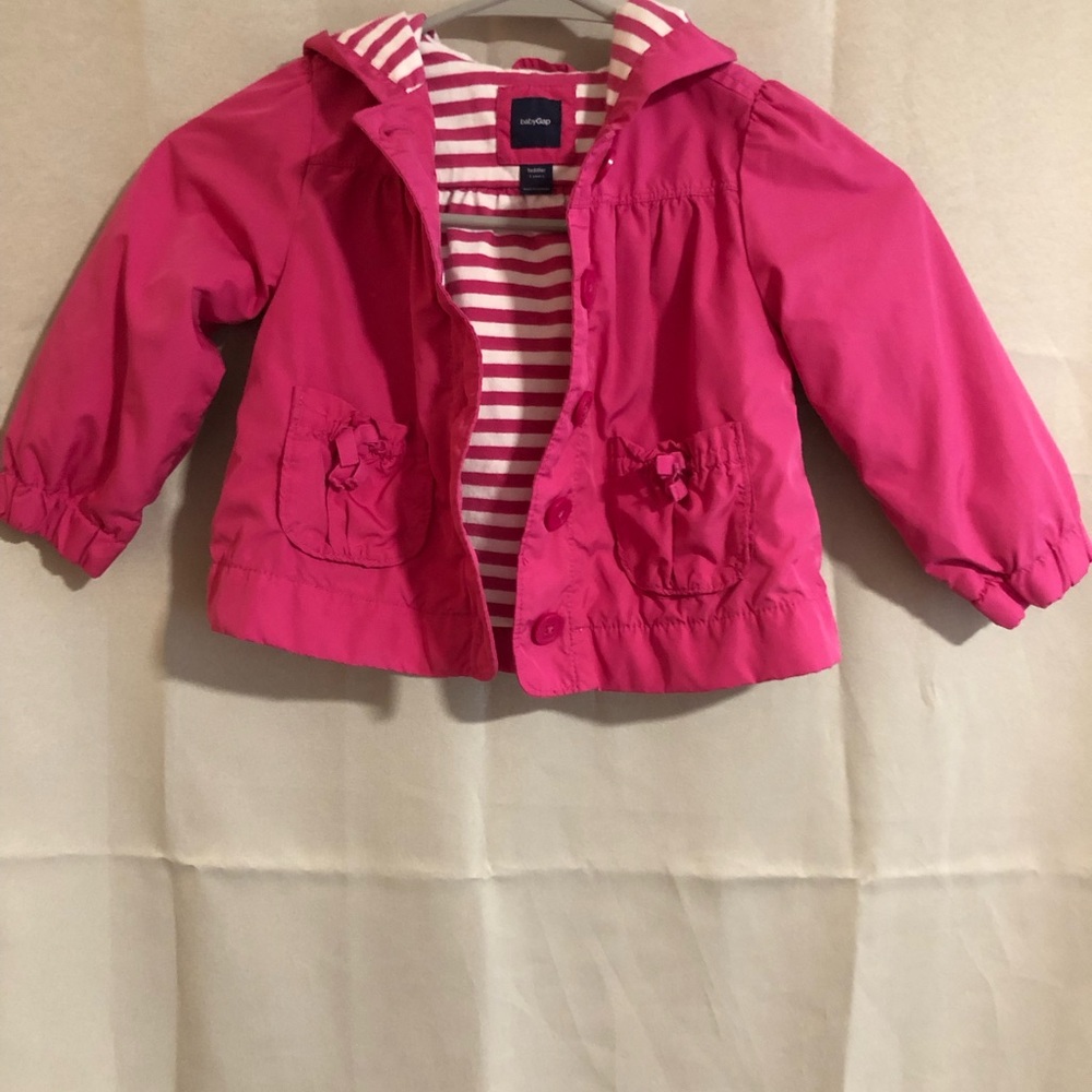 Adorable GAP Pink Girl’s Light Coat with Striped Lining